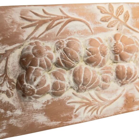 Terracotta Garlic Bread Warmer Or Wall Decor Garlic & Herb Design 12" x 4" - Picture 7 of 9